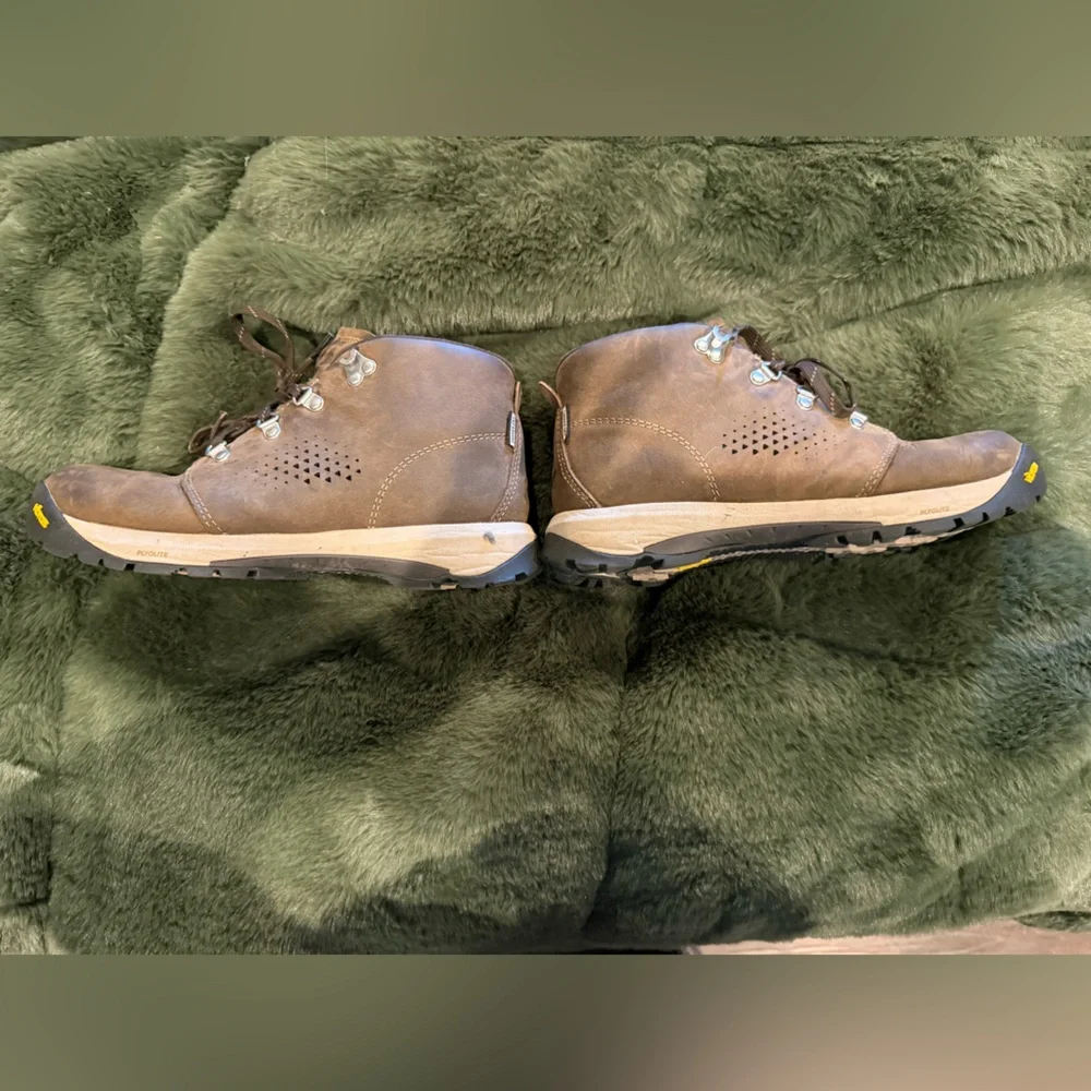 Danner Inquire Chukka Hiking Boots - Picture 6 of 13
